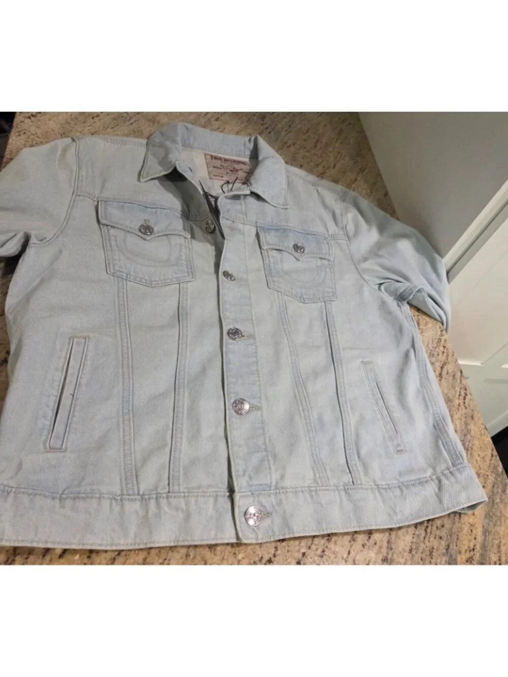 New! True Religion Trucker Jacket Mens Size L Jesse SN Light Wash Denim Cotton